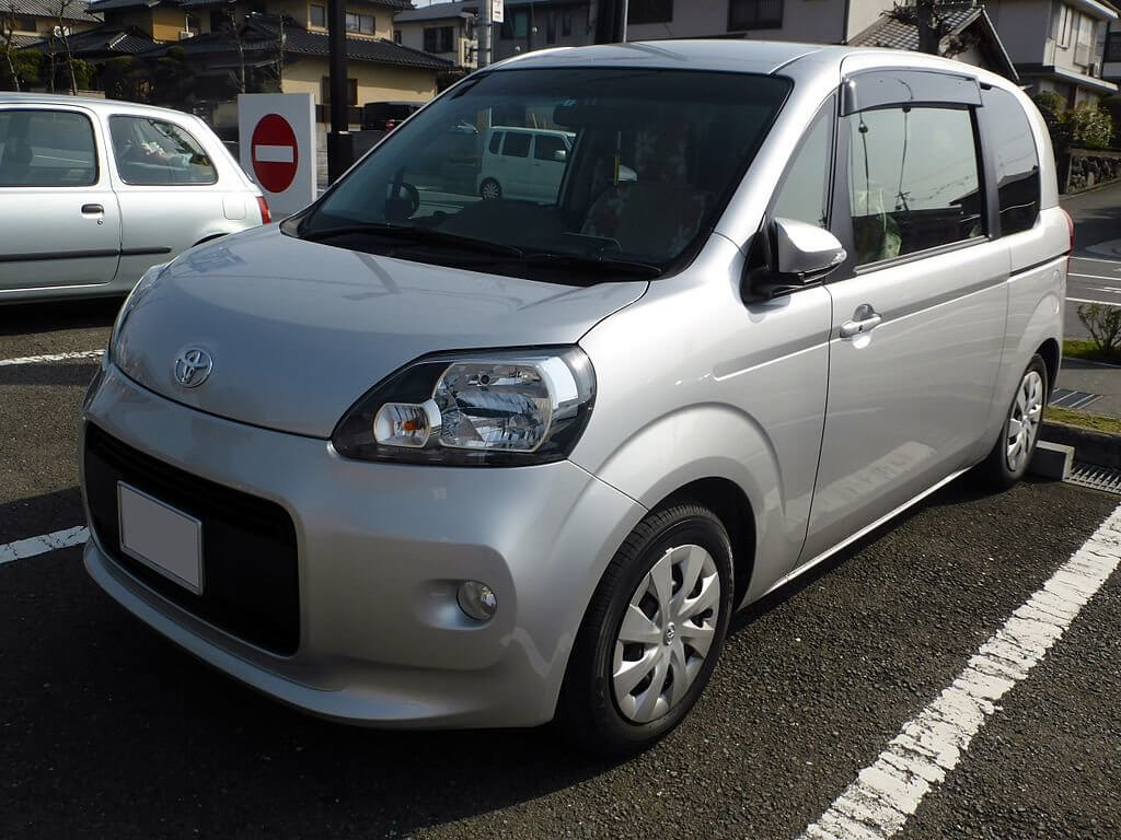 トヨタ・ポルテ