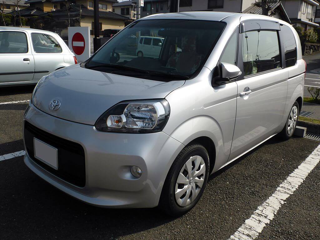 トヨタ・ポルテ